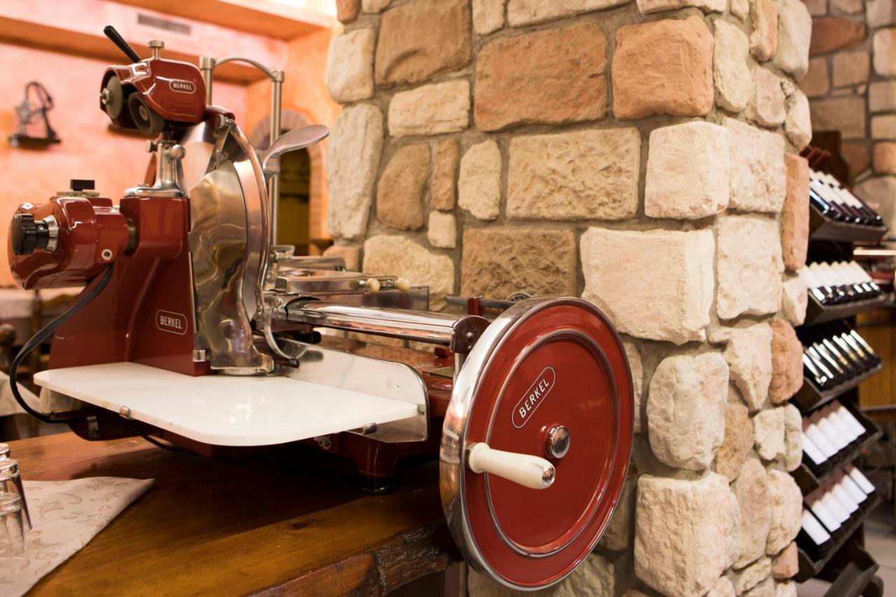 אינוורונו Albergo Ristorante Brera מראה חיצוני תמונה